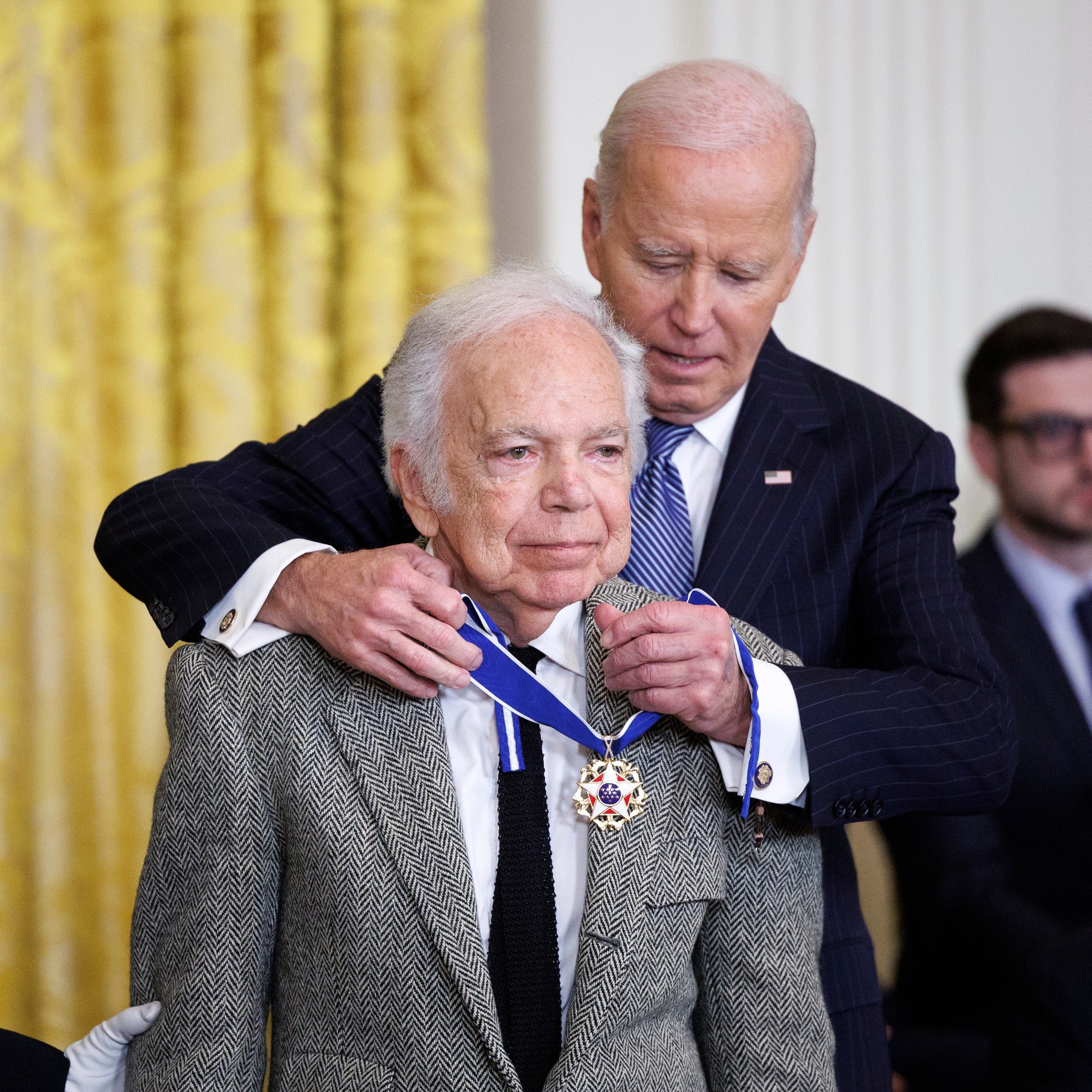 Ralph Lauren, Hillary Clinton, Jane Goodall Among Those Awarded Presidential Medal of Freedom