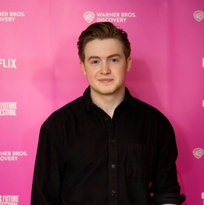 'Heartstopper' Star Kit Connor Fuels MCU Rumors With Swole Shirtless Gym Photo