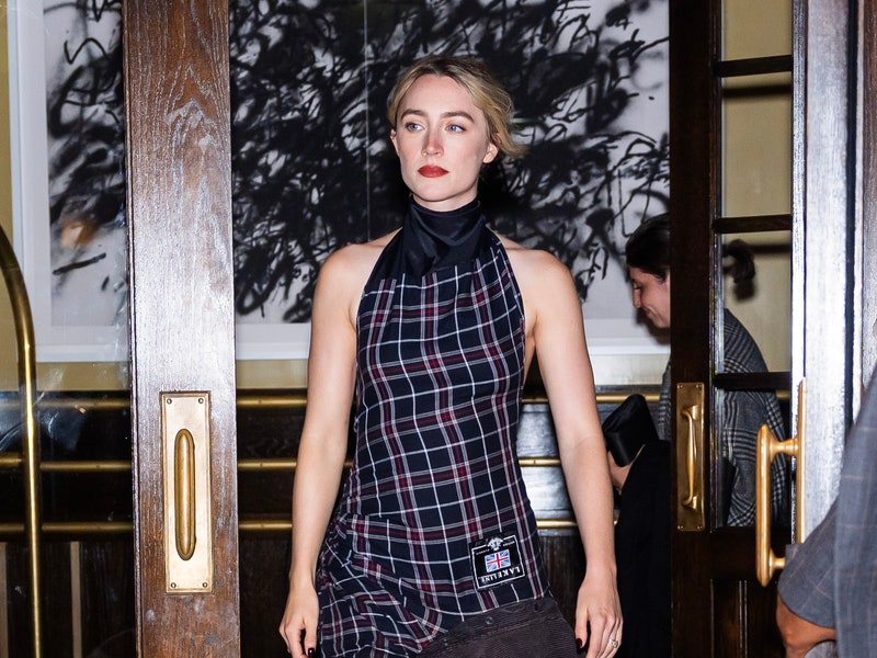 NEW YORK, NEW YORK - SEPTEMBER 30: Saoirse Ronan is seen in the Lower East Side on September 30, 2024 in New York City. (Photo by TheStewartofNY/GC Images)