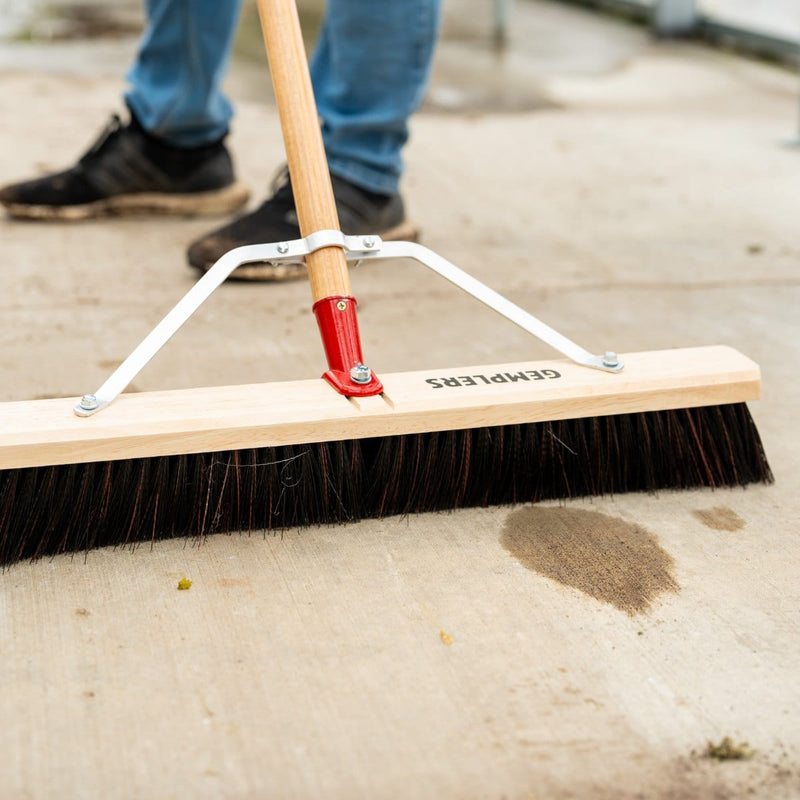 Gemplers Clean-up & Brooms