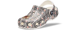 Kids' Drew Barrymore Crocs Classic Chevron Clog