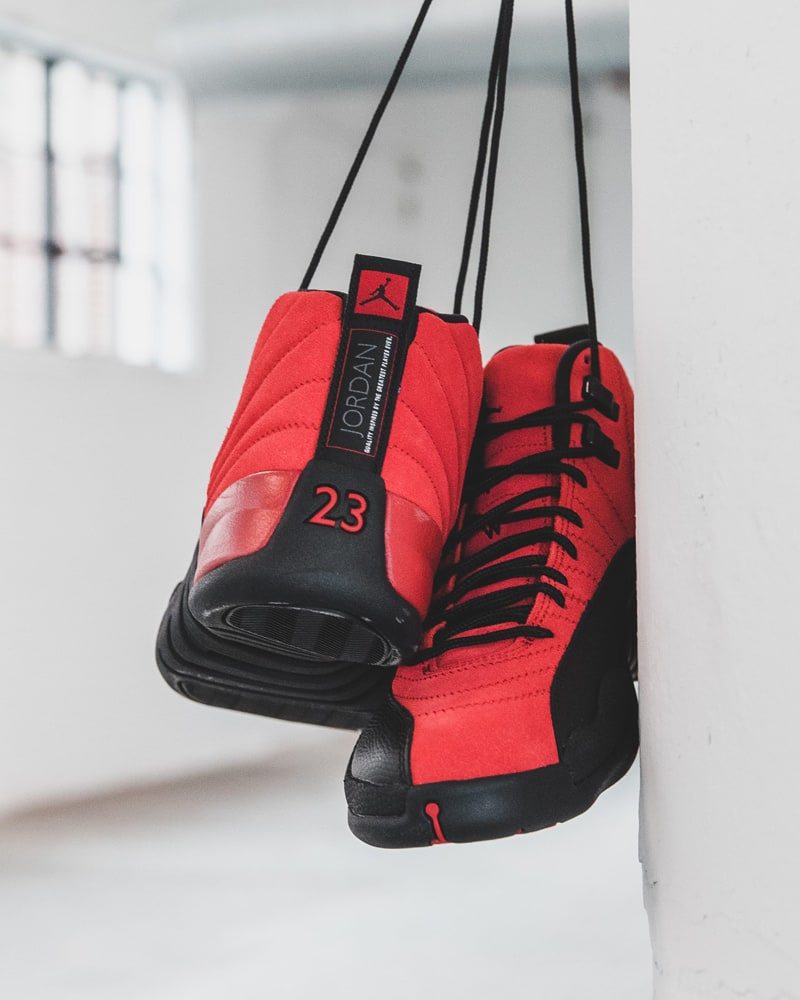 Air Jordan 12 "Varsity Red"