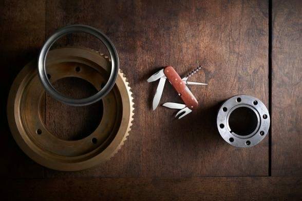 Victorinox Celebrates 125th Anniversary of Swiss Army Knife With Replica Build