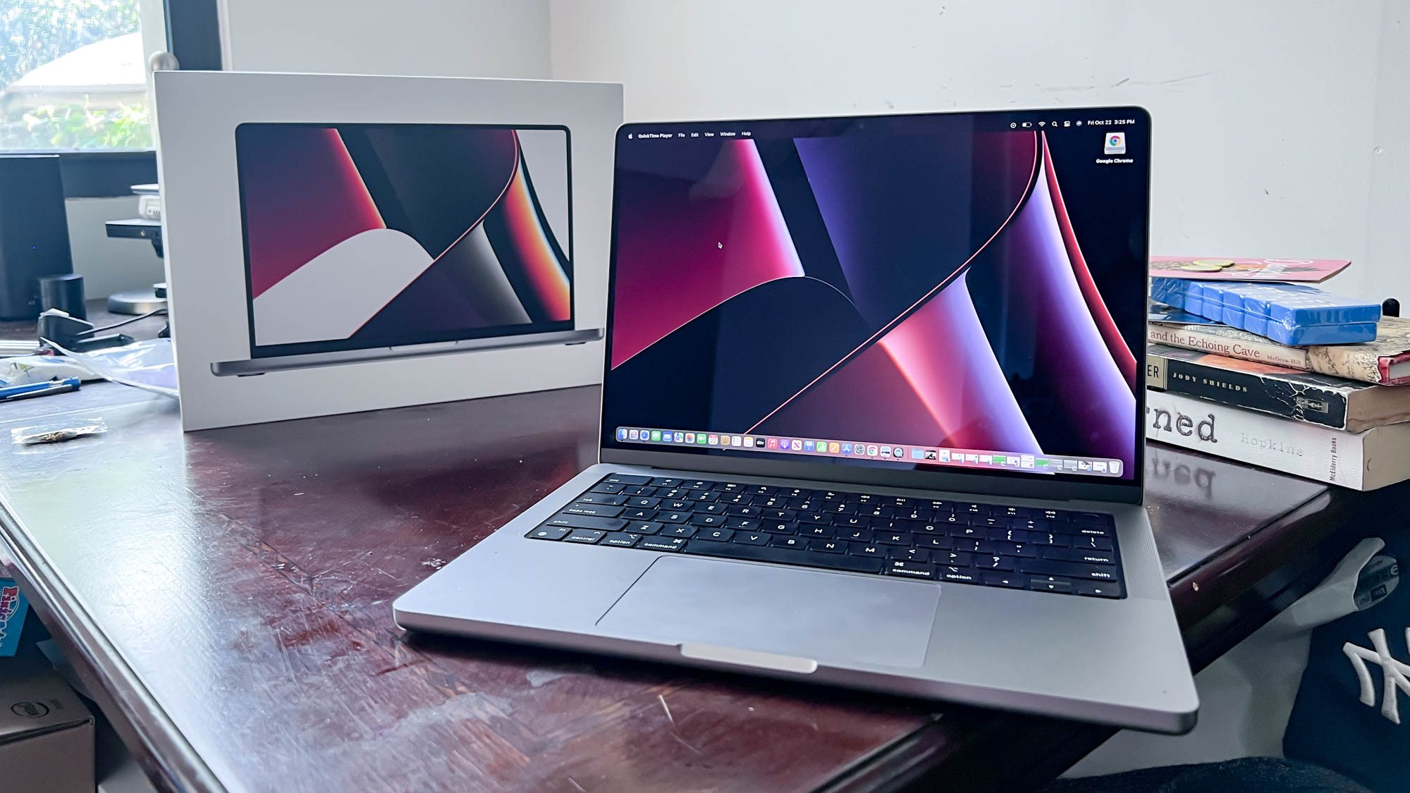 MacBook Pro 'top notch' design issue hides apps on menu bar — how to fix it