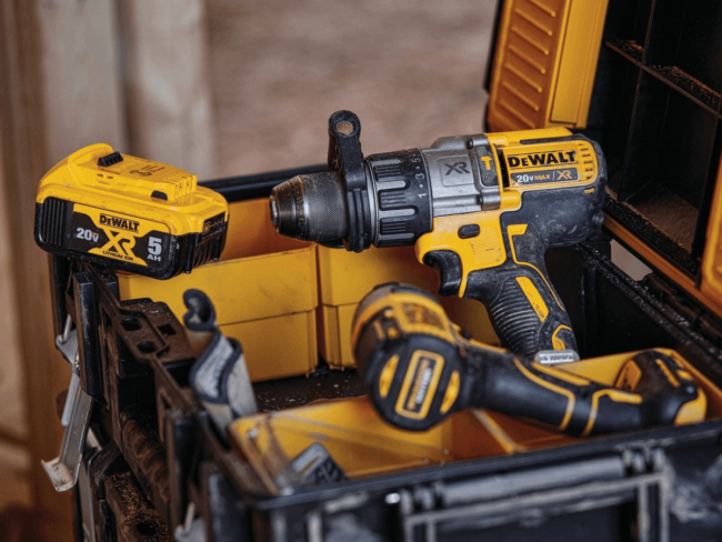 Lowe’s Is Giving Away Free DeWalt Batteries—Here’s How To Get One