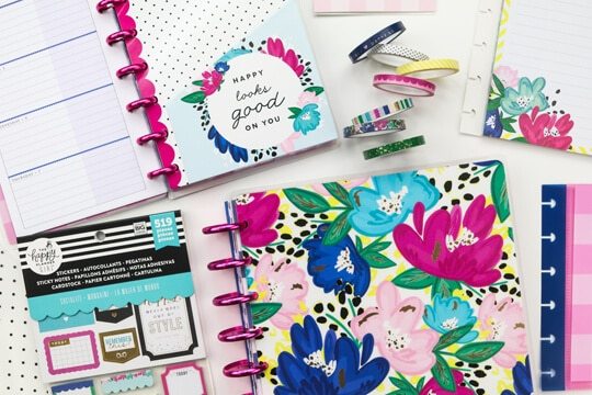 Happy Planner Socialite.
