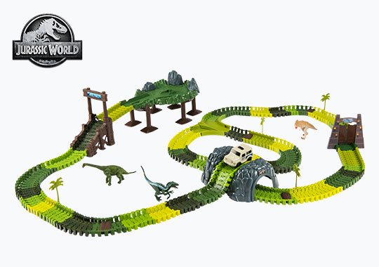 Jurassic World Dinosaur Track Set and 3 Dinosaur Figures