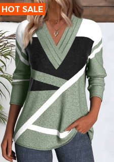 ROTITA Patchwork Geometric Print Sage Green V Neck T Shirt