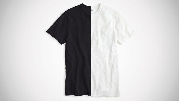 Black t white. Бело чёрный t-Shirt. Белая футболка с черными линиями. Белая футболка Black and White. Free Black White футболка.