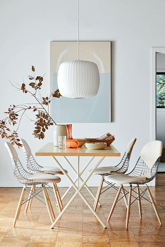 Nelson® Roll Bubble Pendant by Herman Miller®.