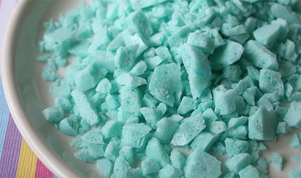 Homemade Pop Rocks Turn Your Kitchen Into a Fun Science Experiment