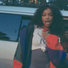 SZA dances in her "Broken Clocks" video