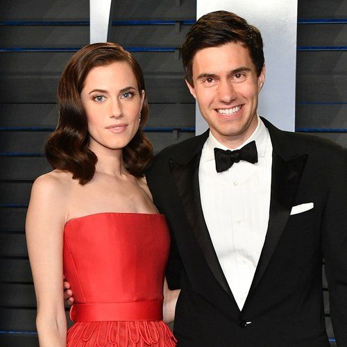 Allison Williams and Ricky Van Veen attend the 2018 Vanity Fair Oscar Party