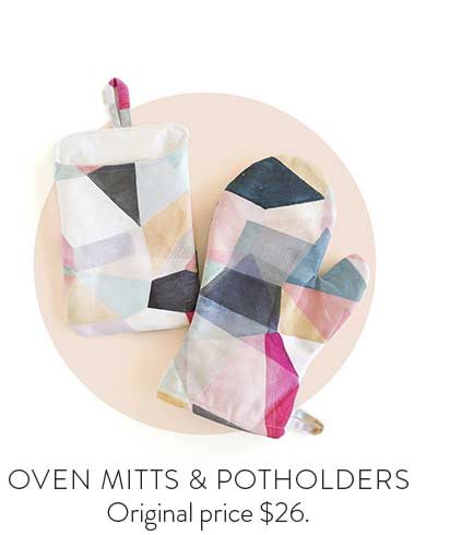 oven mitts and potholders