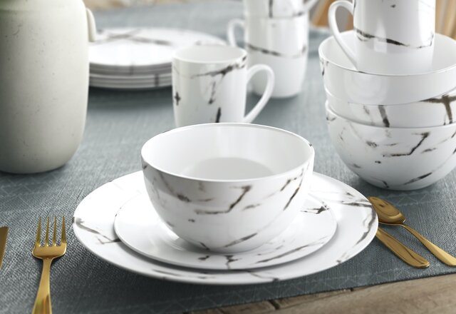 Trending Dinnerware