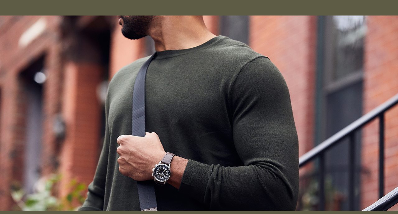 Man wears an A-15 Pilot watch