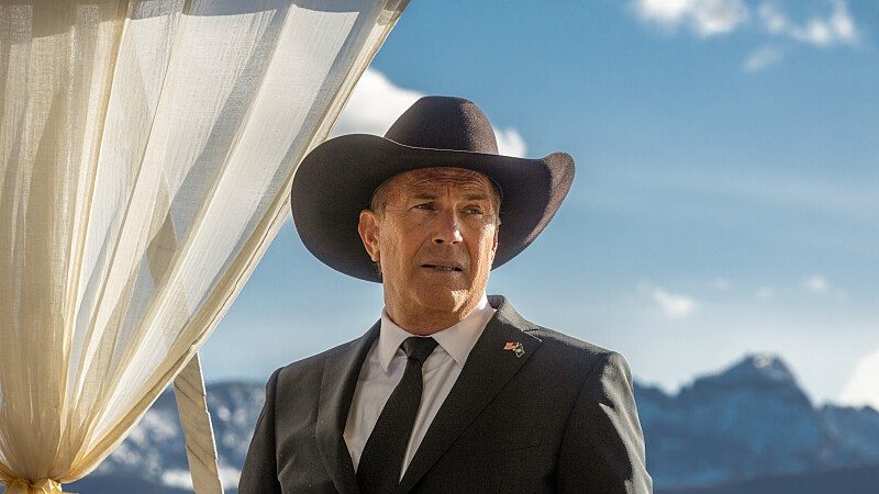 yellowstone, kevin costner, cowboy hat, mountains, john dutton