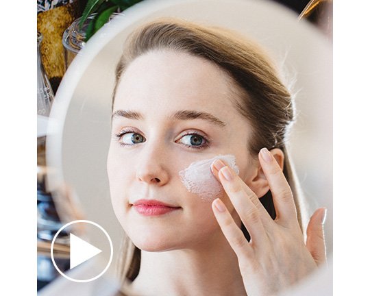 DESKSIDE TEST DRIVE: RE-NUTRIV SPA RITUAL Inspired by hot stone massage, the Ultimate Diamond Transformative Thermal Ritual is your perfect at-home spa moment. Take some time for yourself and see how as we take this luxury mask ritual for a test drive. WATCH NOW »