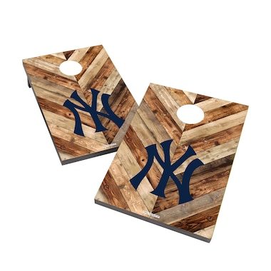 New York Yankees 2' x 3' Logo Cornhole Board Tailgate Toss Set