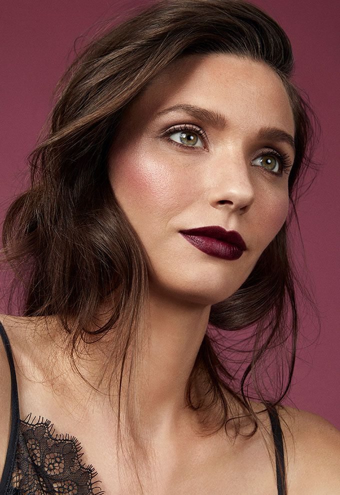 A make-up masterclass in bold lips