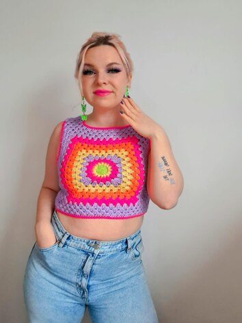 Crochet your own DIY crochet festival outfits!