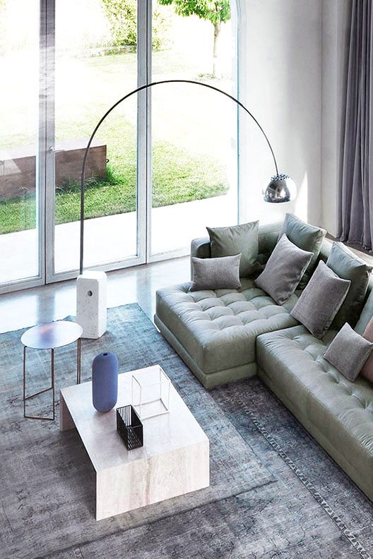 FLOS. Save up to 30%.