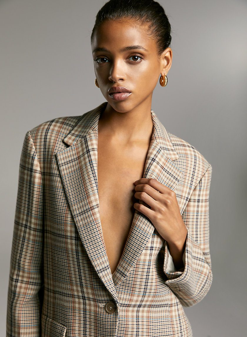 New weather-appropriate things are here - Aritzia Email Archive