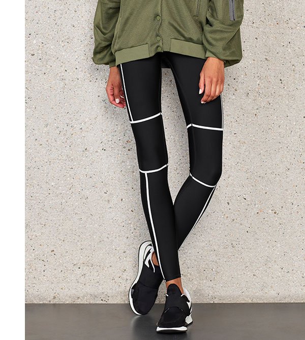 Alo store halftime legging