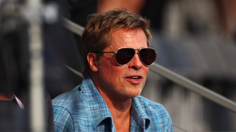 Brad Pitt at the Mexican Grand Prix wearing Burberry aviator sunglasses. 