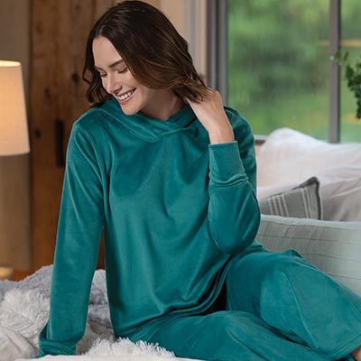 Tempting Touch Pajamas - Emerald