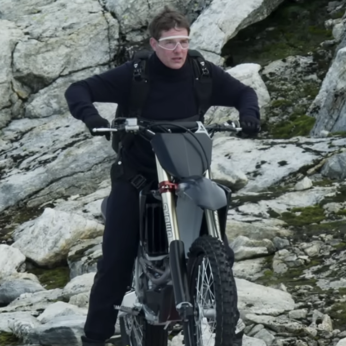 Watch Tom Cruise Rehearse and Perform the 'Biggest Stunt in Cinema History'