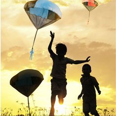Kids Tangle Hand Throwing Parachute Kite Outdoor Play Game Toy
