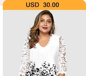 Plus Size Floral Print Lace Panel T Shirt 