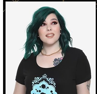 Jasmine Watercolor Silhouette Tee Plus Size