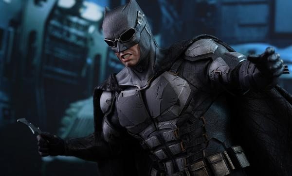 Batman (Tactical Batsuit) Sixth Scale Figure (Hot Toys)