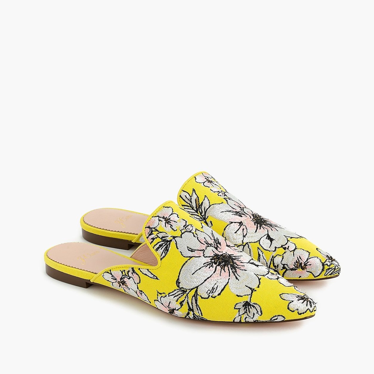 Pointed-toe slides in brocade