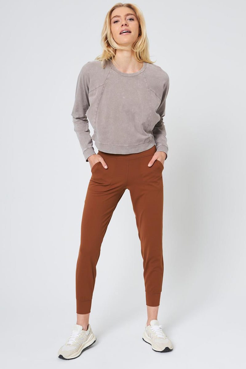 Vital High-Waisted 28" Side Pocket Jogger