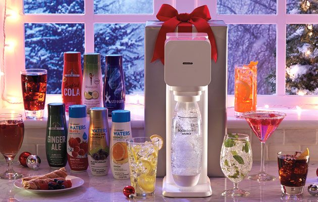 Sparkling Holiday Cocktails to Make with Your Sodastream