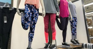 Free Shipping w/ Old Navy Active Wear Purchase + Extra 25% Off Entire Order
