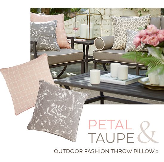 Outdoor Fashion Throw Pillow