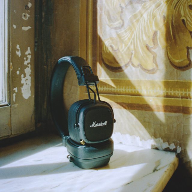 MAJOR IV - ENDLESS LISTENING