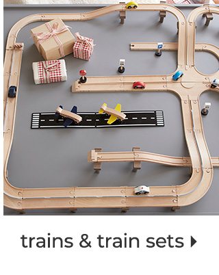 TRAINS AND TRAIN SETS