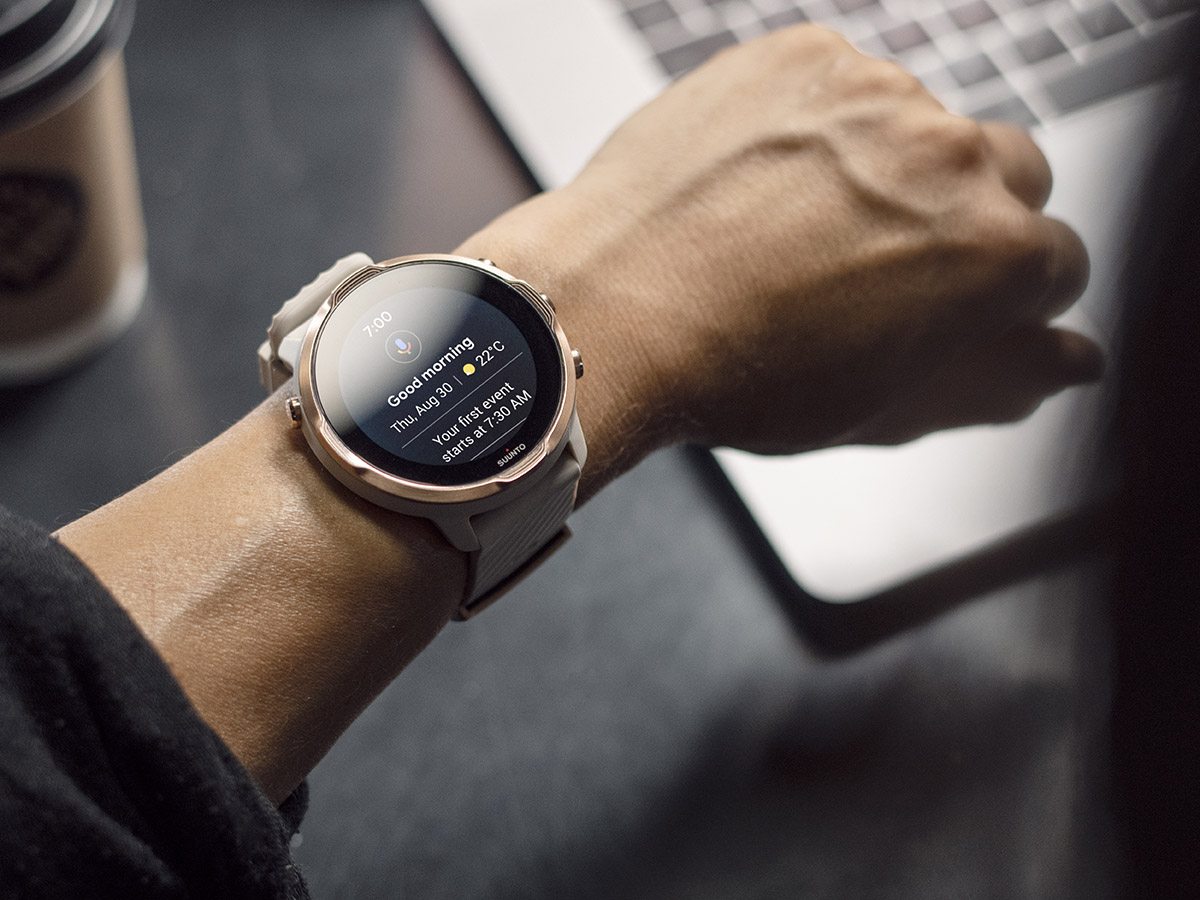 Head back to work with a Suunto 7