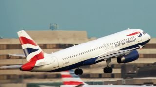 Get Flight Discounts as High as 35% With Hopper's New 'Secret Fares' <em>