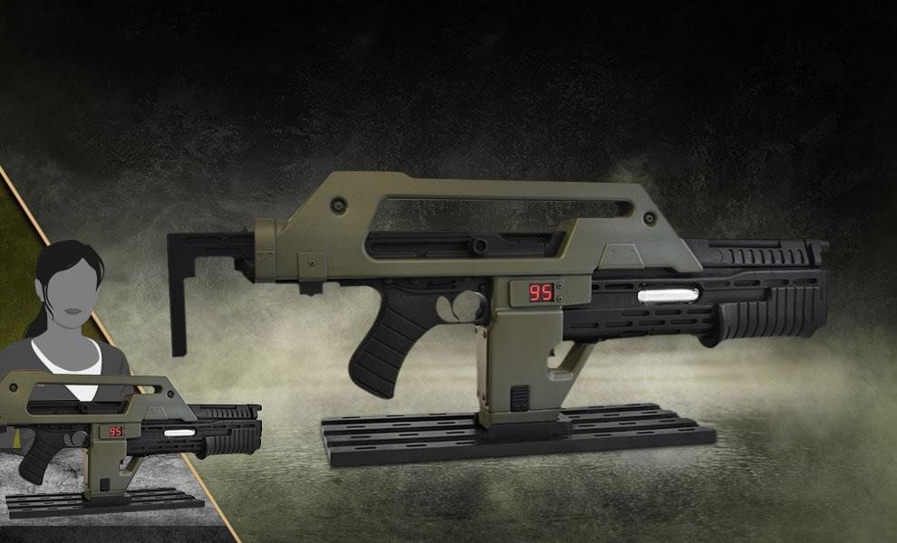 Aliens Pulse Rifle Prop Replica (Hollywood Collectibles Group)