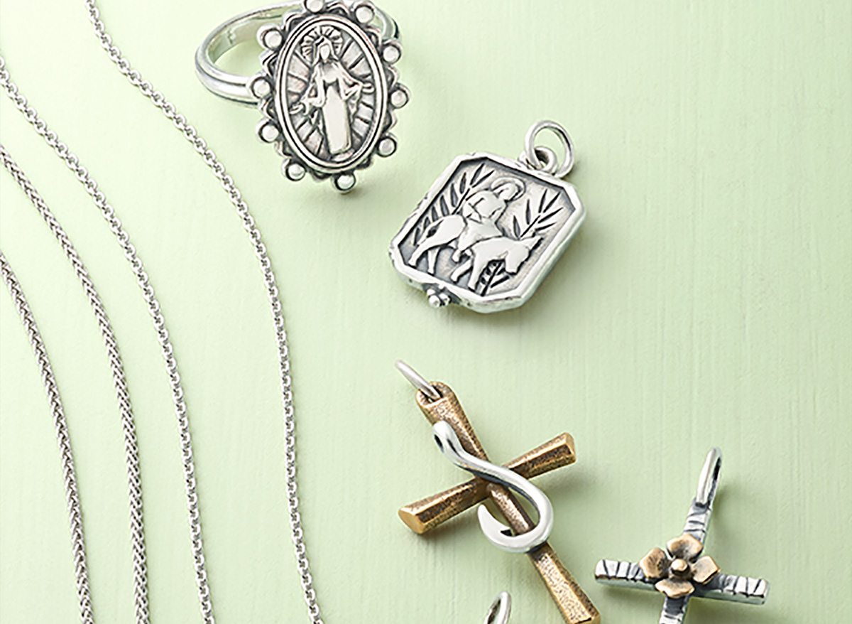 James Avery Artisan Jewelry - Crafted in sterling silver, the new Faith  Horizon Necklace makes a simple, delicate statement and layers beautifully  with other necklaces. http://bit.ly/30xOIGY | Facebook