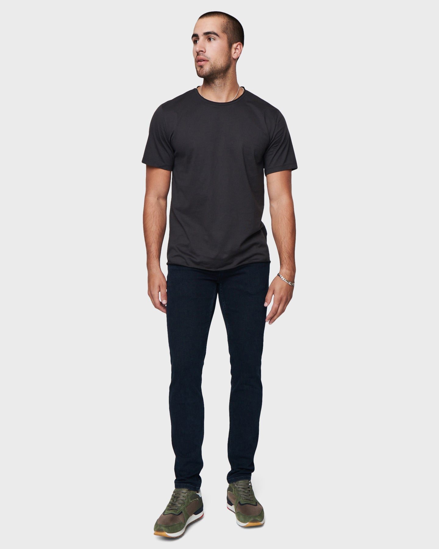 Men's Modern Crew Neck Tee in Faded Black