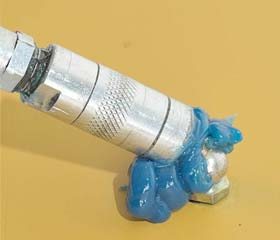 PROBLEM - Ordinary couplers leak