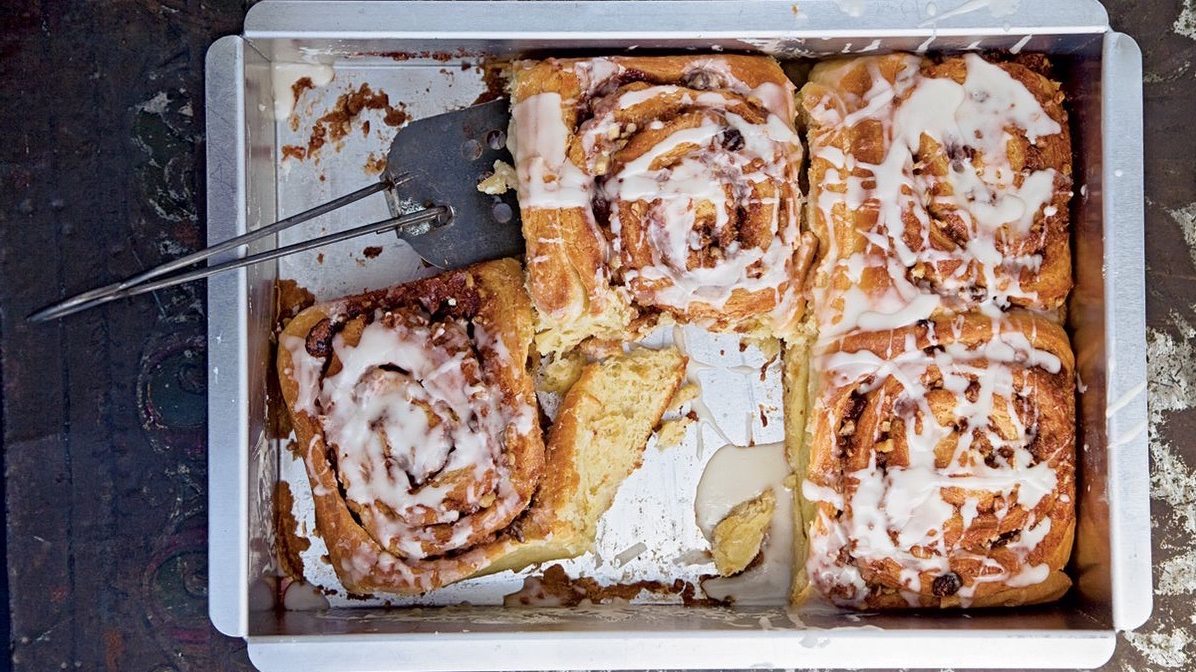 Cream Cheese Cinnamon Rolls