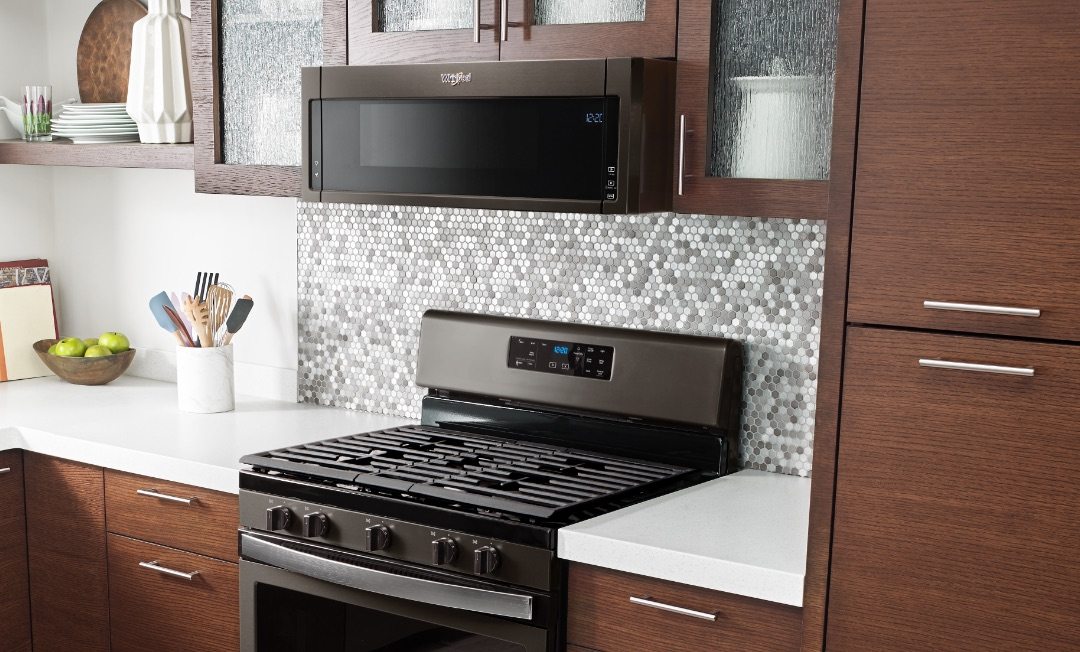 The industry-first Low Profile Microwave Hood Combination